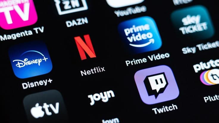 Suscripcion mensual de plataforma de servicios de streaming todo en uno.